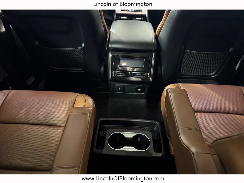 Used 2023 Lincoln Aviator Grand Touring w/ Elements Package Plus AWD/4WD image 15