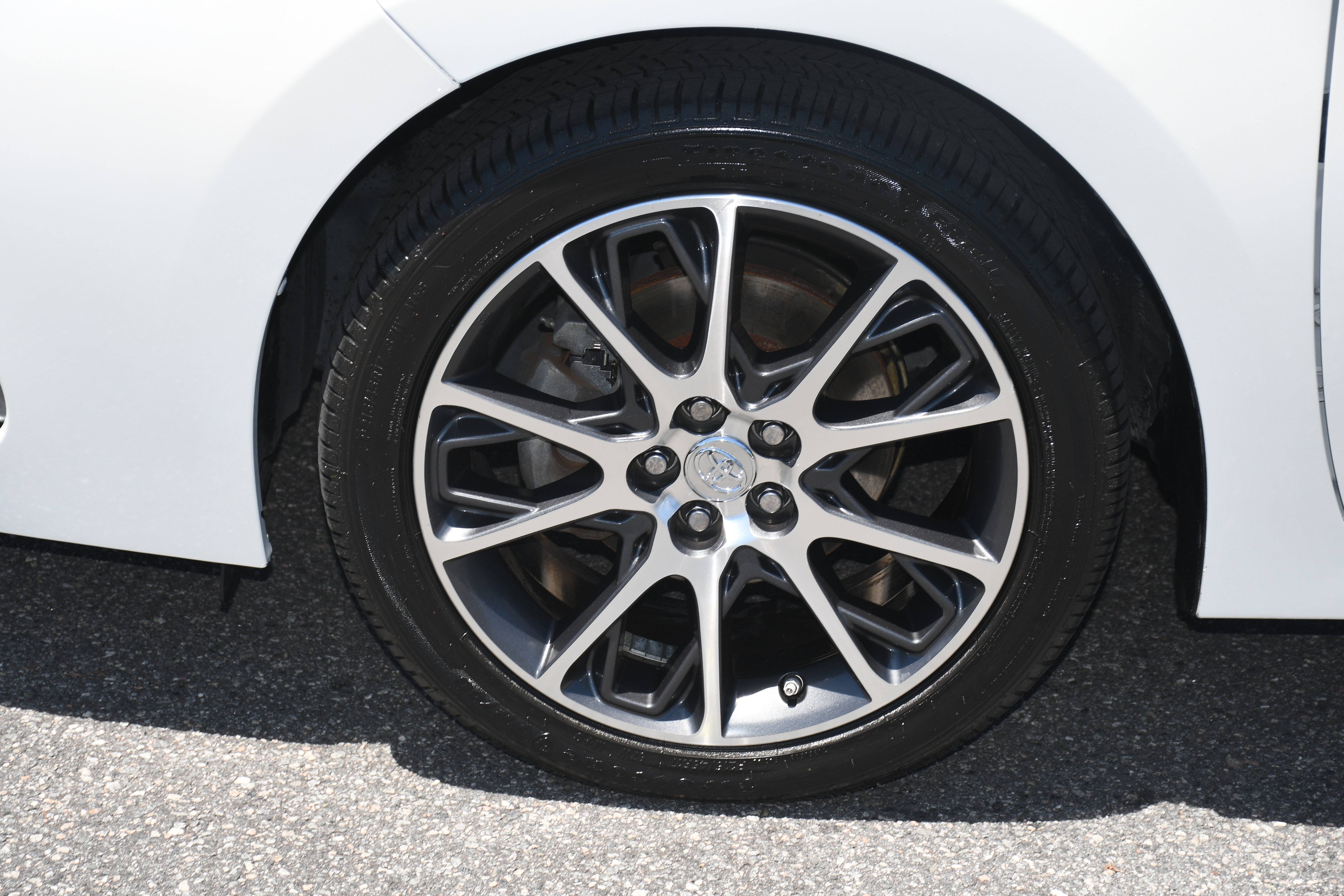 Used 2017 Toyota Corolla SE 50th Anniversary FWD image 21