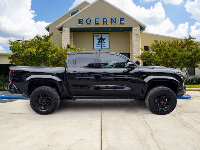 Used 2026 Toyota Tacoma TRD Pro AWD/4WD image 7