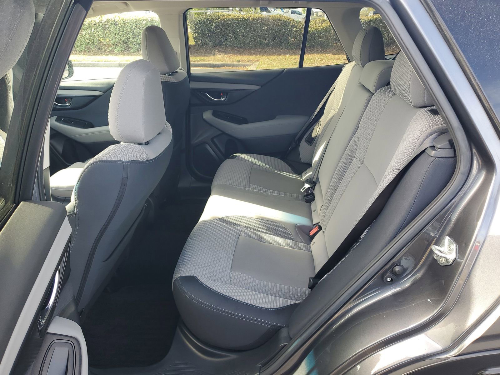 Used 2021 Subaru Outback Premium image 12