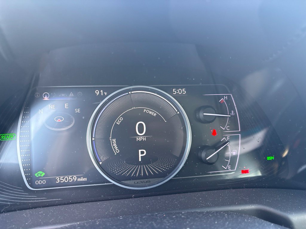 Used 2019 Lexus ES 300h w/ Premium Package FWD image 2