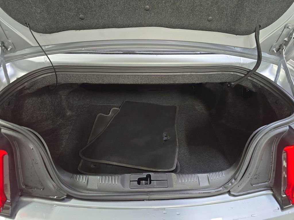 Used 2021 Ford Mustang Premium w/ Pony Package RWD image 29