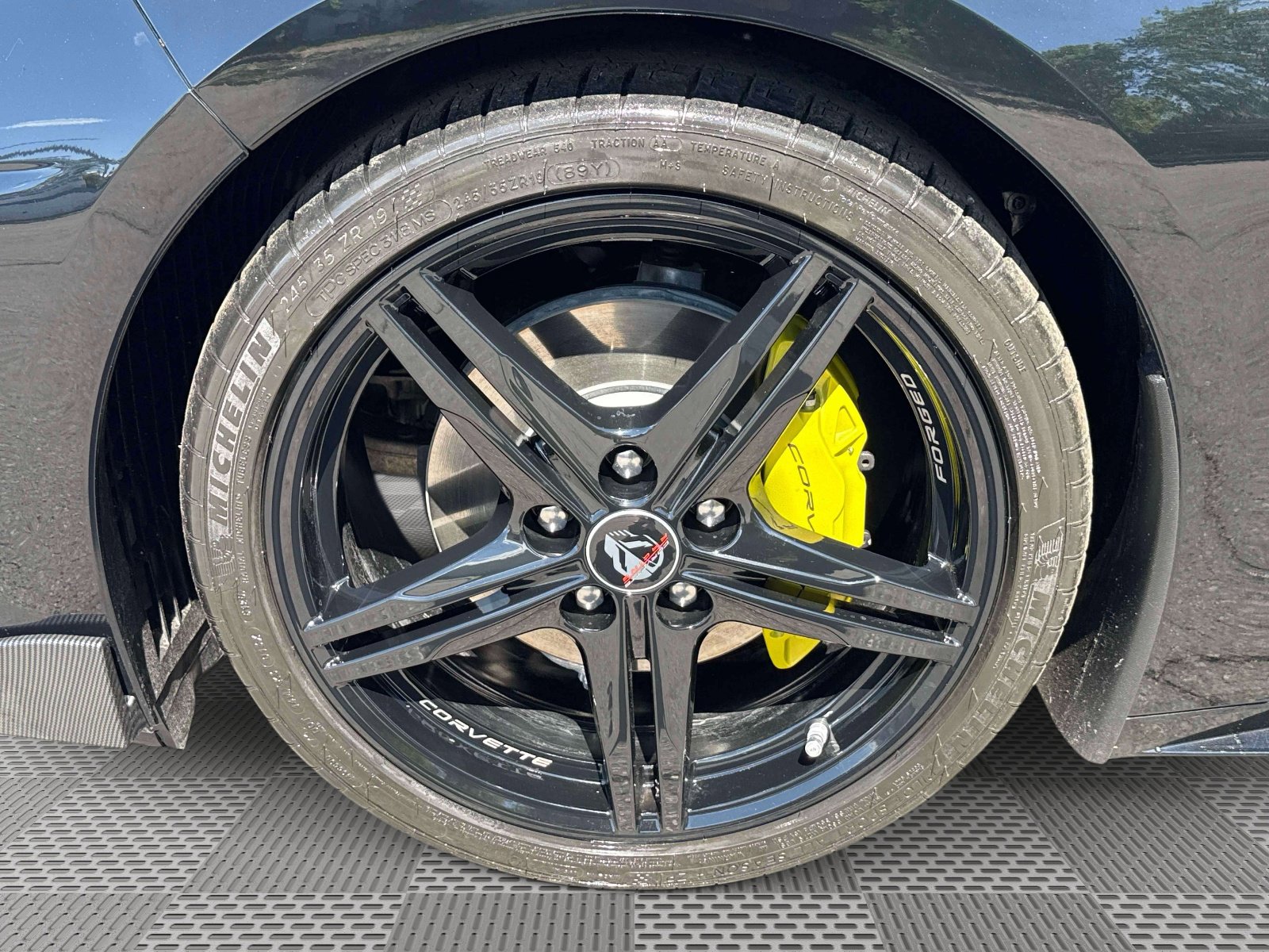 Used 2023 Chevrolet Corvette Stingray Premium Cpe w/ Stealth Interior Trim Package RWD image 34