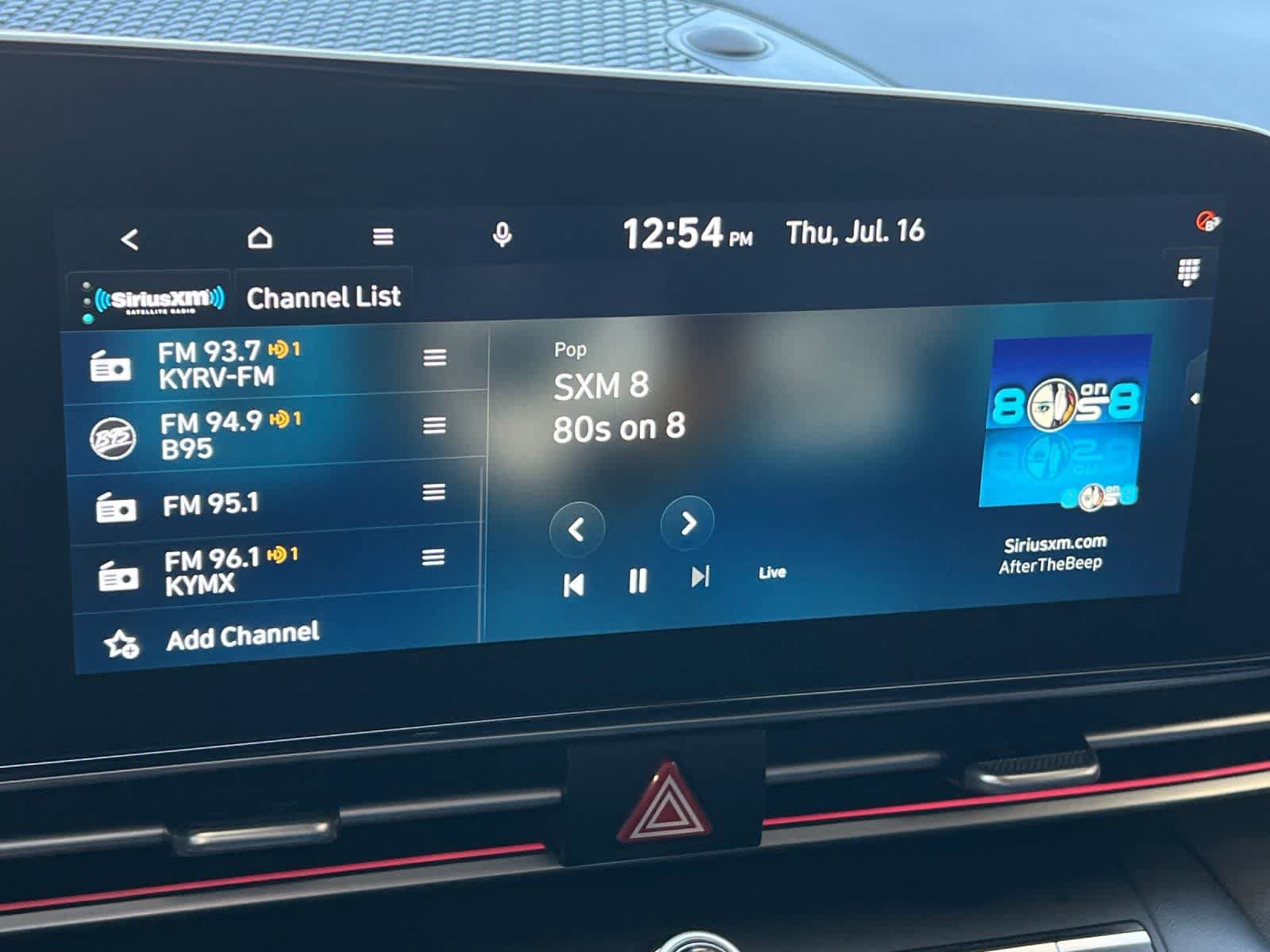 Used 2024 Hyundai Elantra SEL FWD image 18