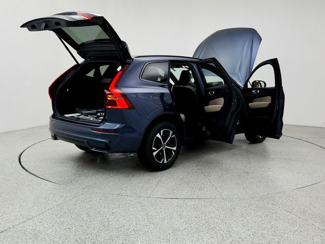 New 2026 Volvo XC60 B5 Core image 11