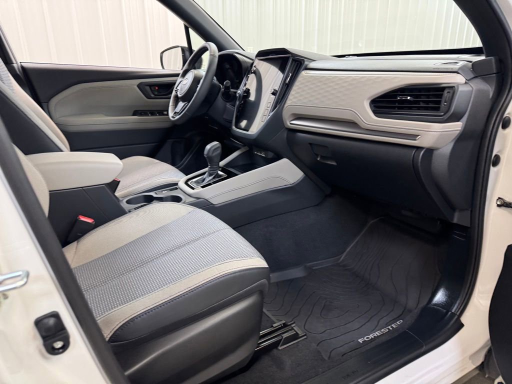 Used 2025 Subaru Forester Premium w/ Convenience Package #1 image 26