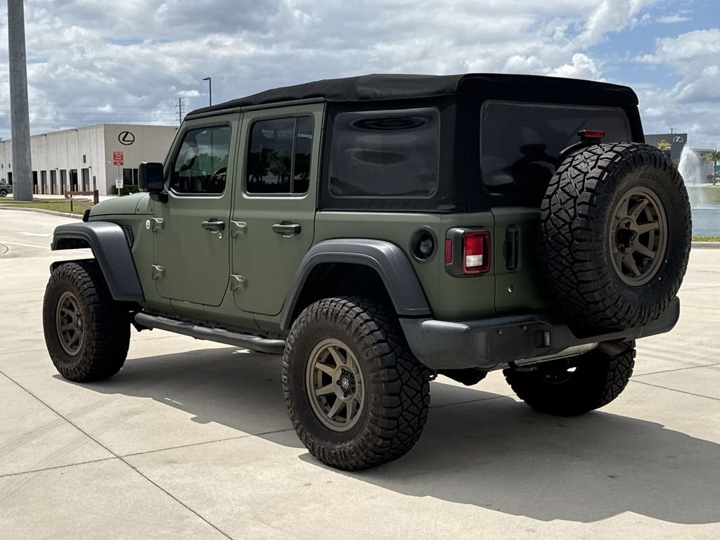 Used 2018 Jeep Wrangler Unlimited Sport S AWD/4WD image 10