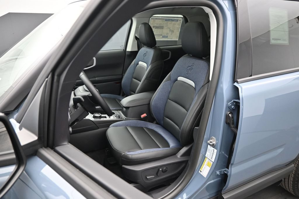 New 2026 Ford Bronco Sport Outer Banks w/ Outer Banks Tech Package+ AWD/4WD image 8
