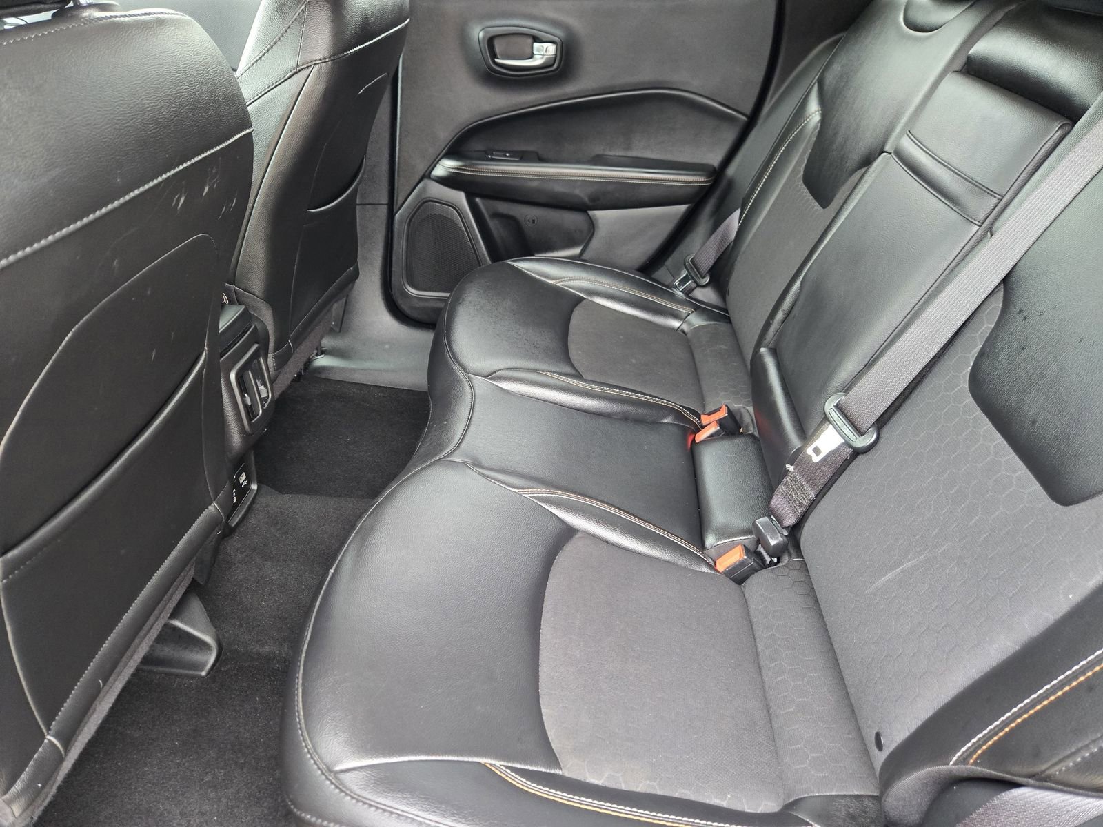 Used 2019 Jeep Compass Latitude w/ Popular Equipment Group image 38