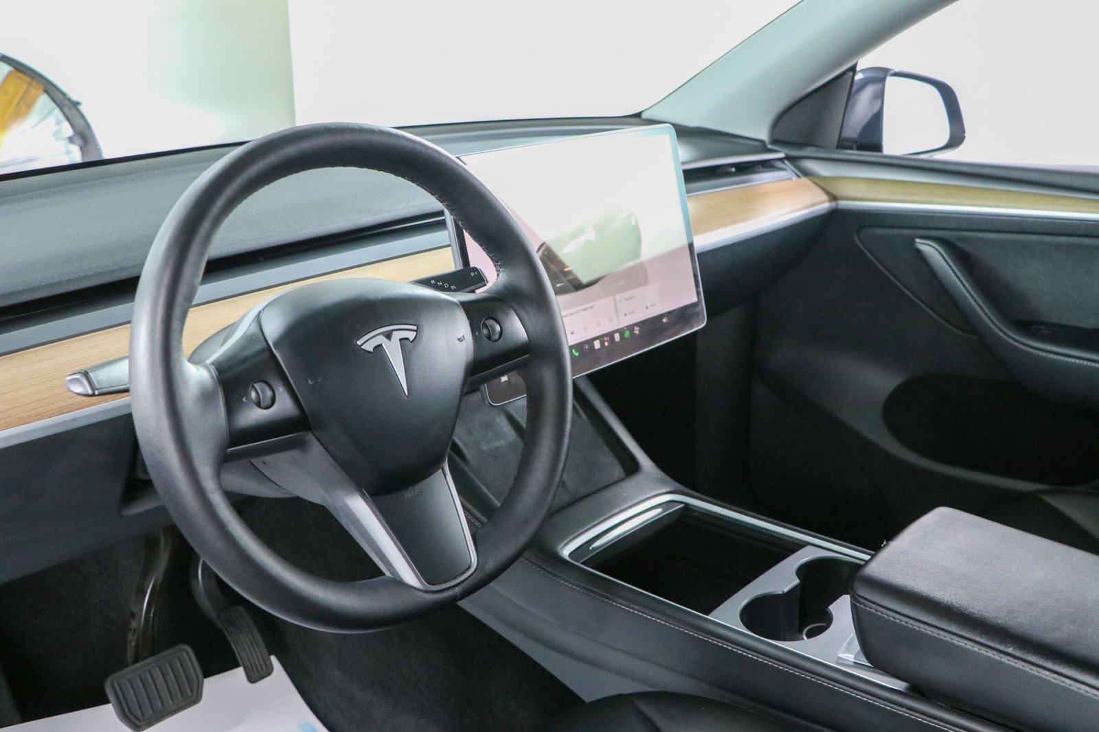 Used 2023 Tesla Model Y Long Range AWD/4WD image 20