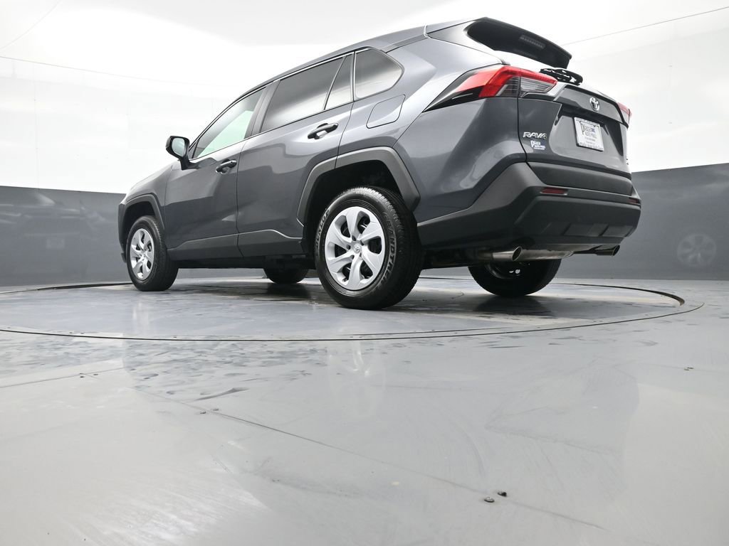 Used 2025 Toyota RAV4 LE image 31