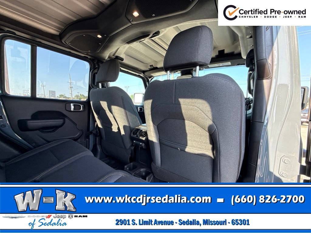 Certified 2025 Jeep Gladiator Sport AWD/4WD image 26