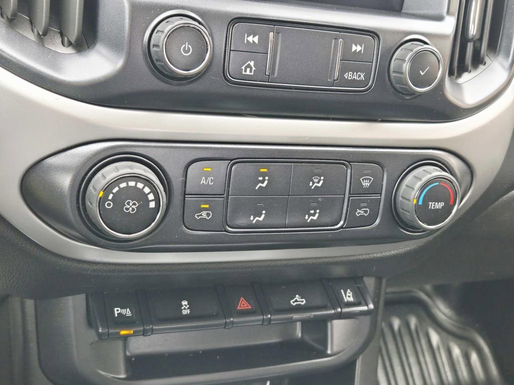 Used 2022 Chevrolet Colorado LT w/ Fleet Safety Package image 27