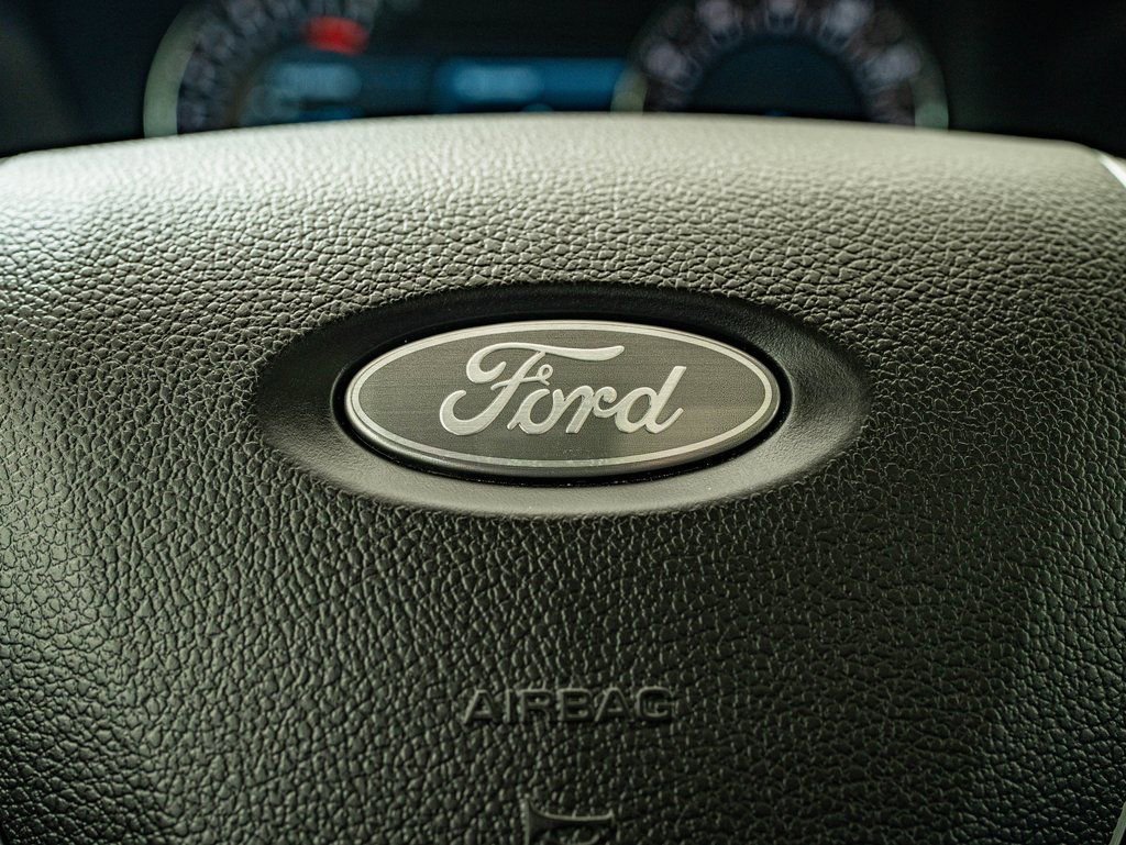 Used 2017 Ford Explorer Platinum image 22