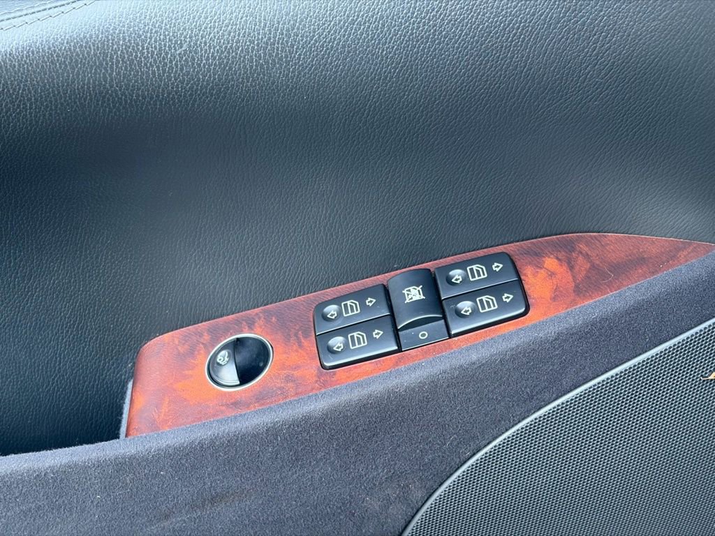 Used 2004 Mercedes-Benz CL 55 AMG image 16