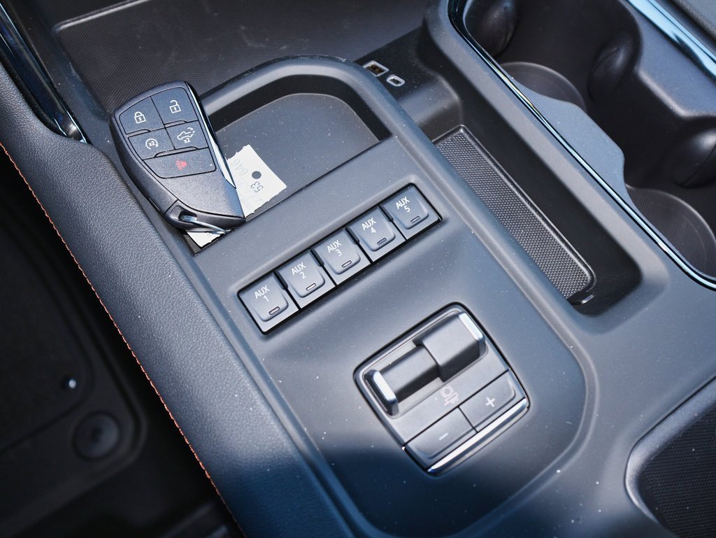 New 2026 GMC Sierra 3500 AT4 w/ AT4 Premium Plus Package image 32