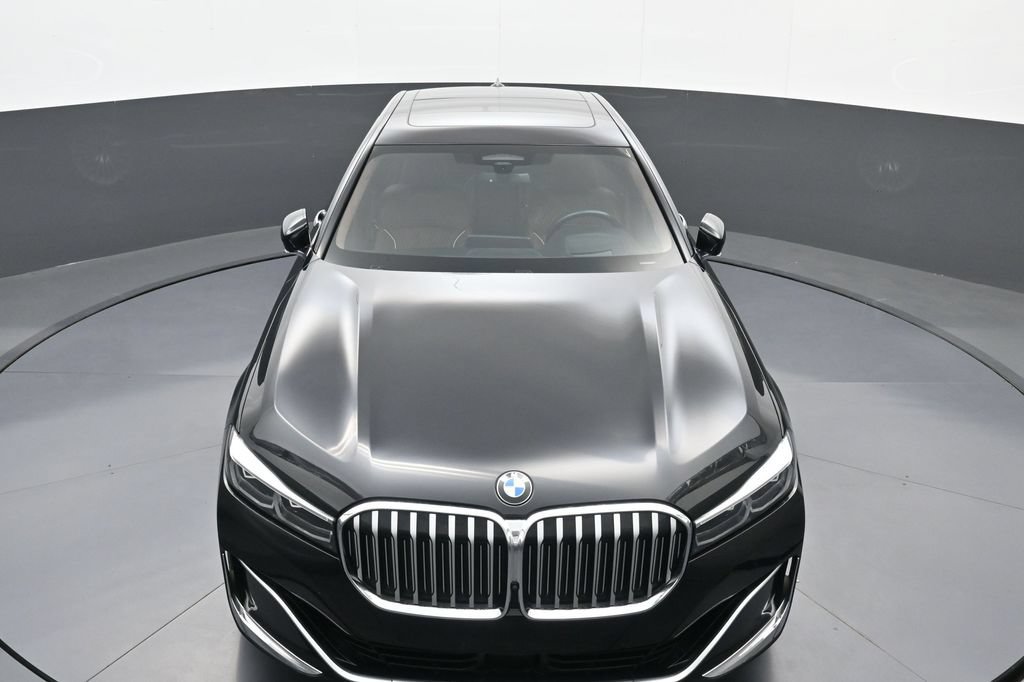 Used 2022 BMW 750i xDrive w/ Autobahn Package AWD/4WD image 31