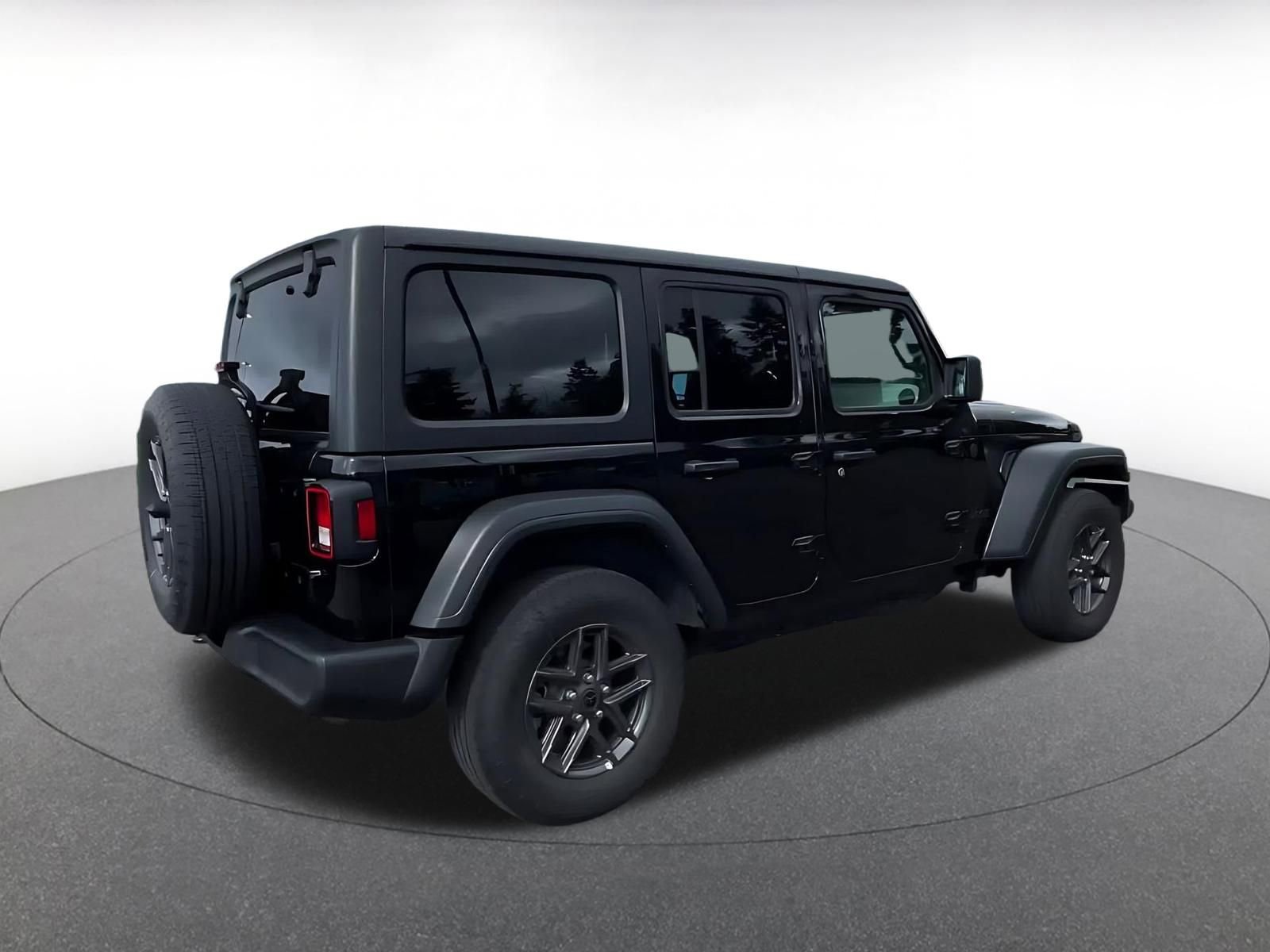 Used 2025 Jeep Wrangler Unlimited Sport AWD/4WD image 12
