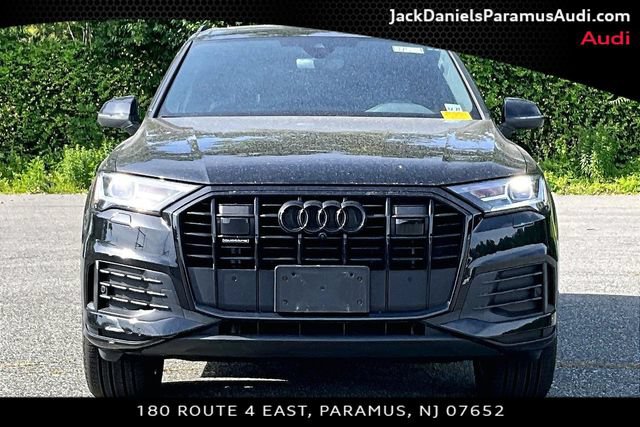 Used 2023 Audi Q7 2.0T Premium Plus w/ Premium Plus Package AWD/4WD image 3