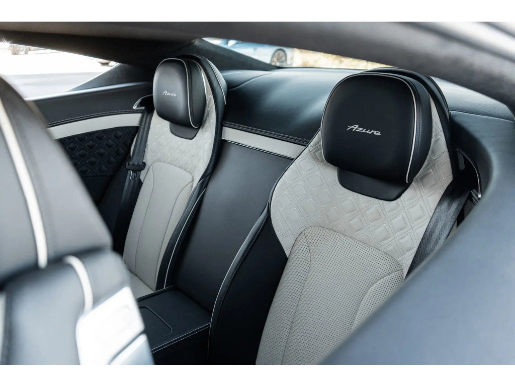 Used 2023 Bentley Continental GT V8 image 32