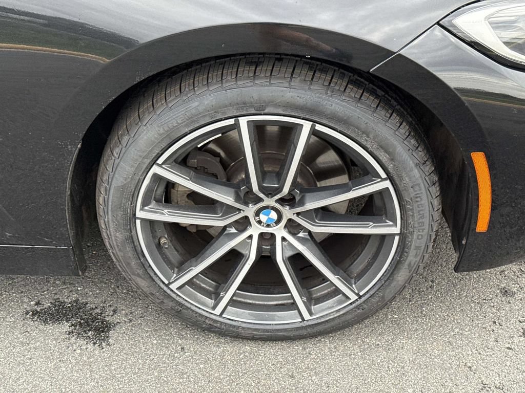 Used 2020 BMW 330i Sedan w/ Convenience Package RWD image 14