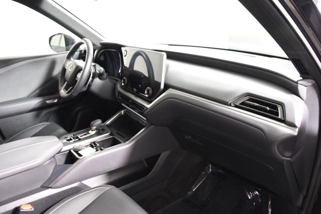 Used 2024 Lexus TX 350 AWD w/ Captains Chair Package image 19