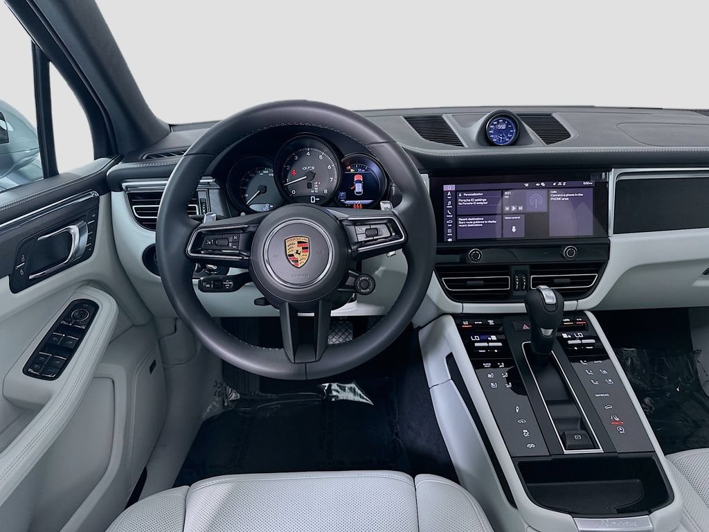 New 2026 Porsche Macan GTS AWD/4WD image 25