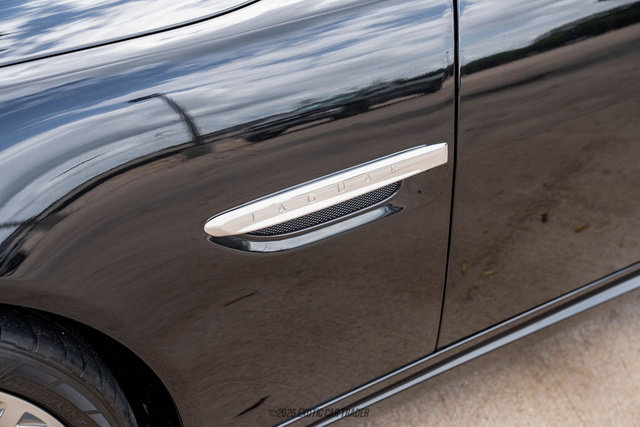 Used 2013 Jaguar XKR R RWD image 98
