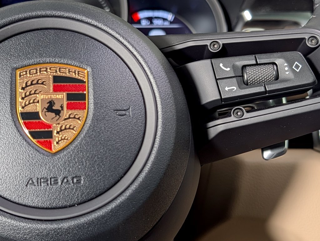 New 2026 Porsche Macan AWD/4WD image 34