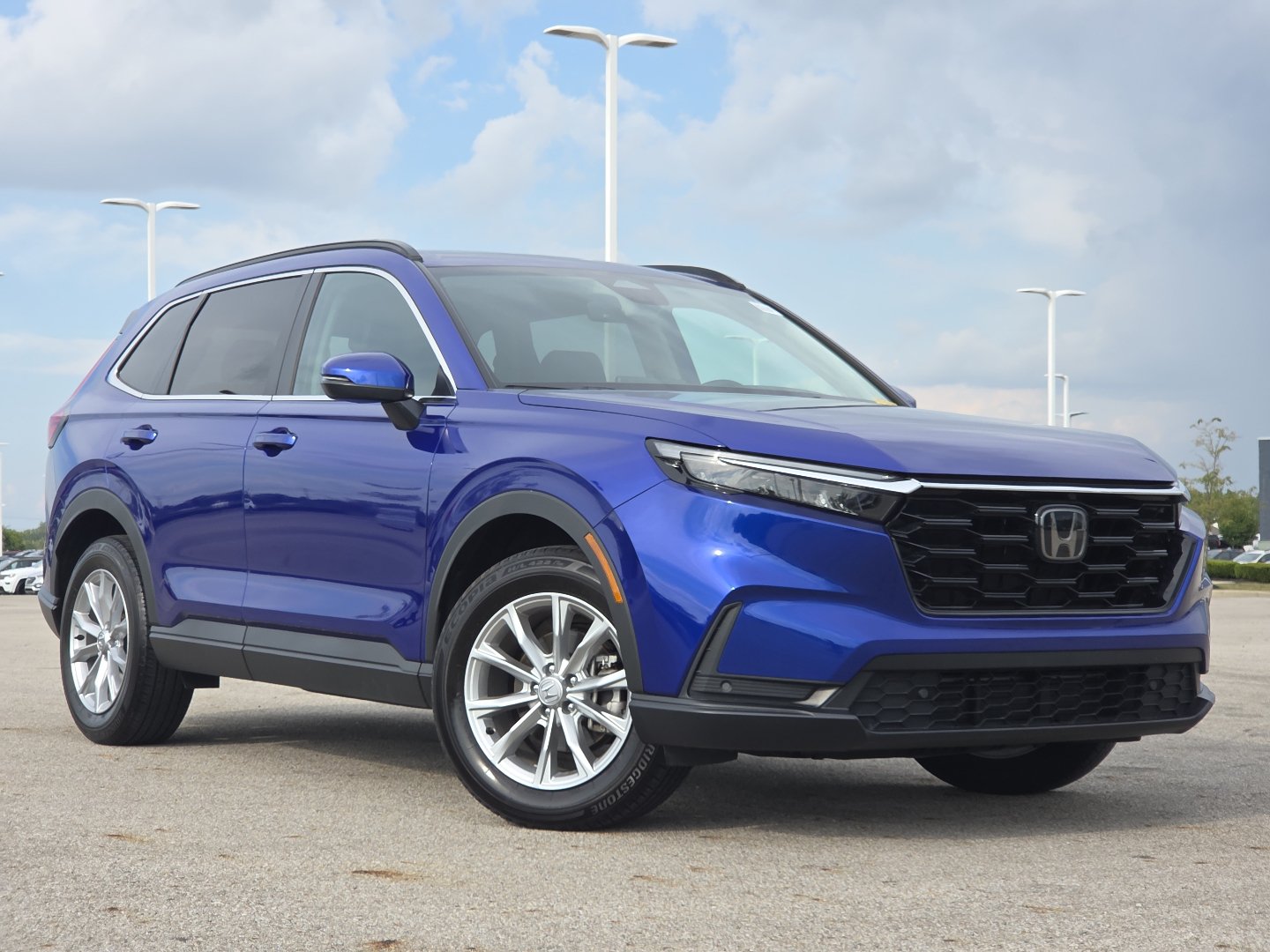 Used 2024 Honda CR-V EX-L image 2