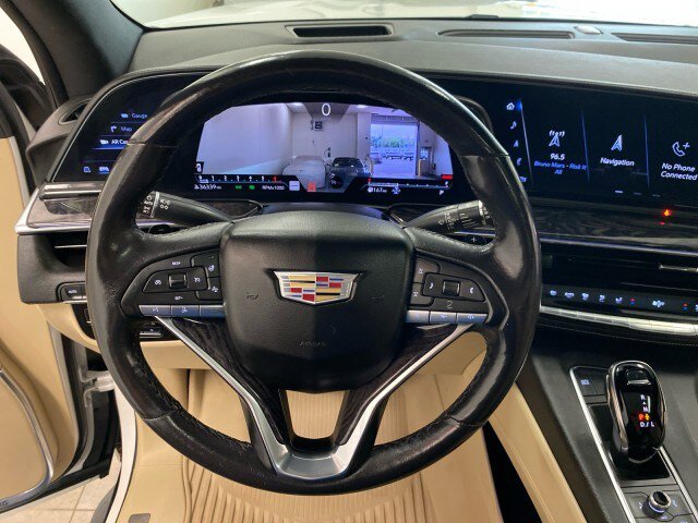 Used 2021 Cadillac Escalade Premium Luxury w/ Performance Package AWD/4WD image 20