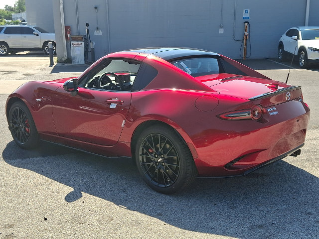 New 2026 MAZDA MX-5 Miata RF Club w/ Weather Package RWD image 4
