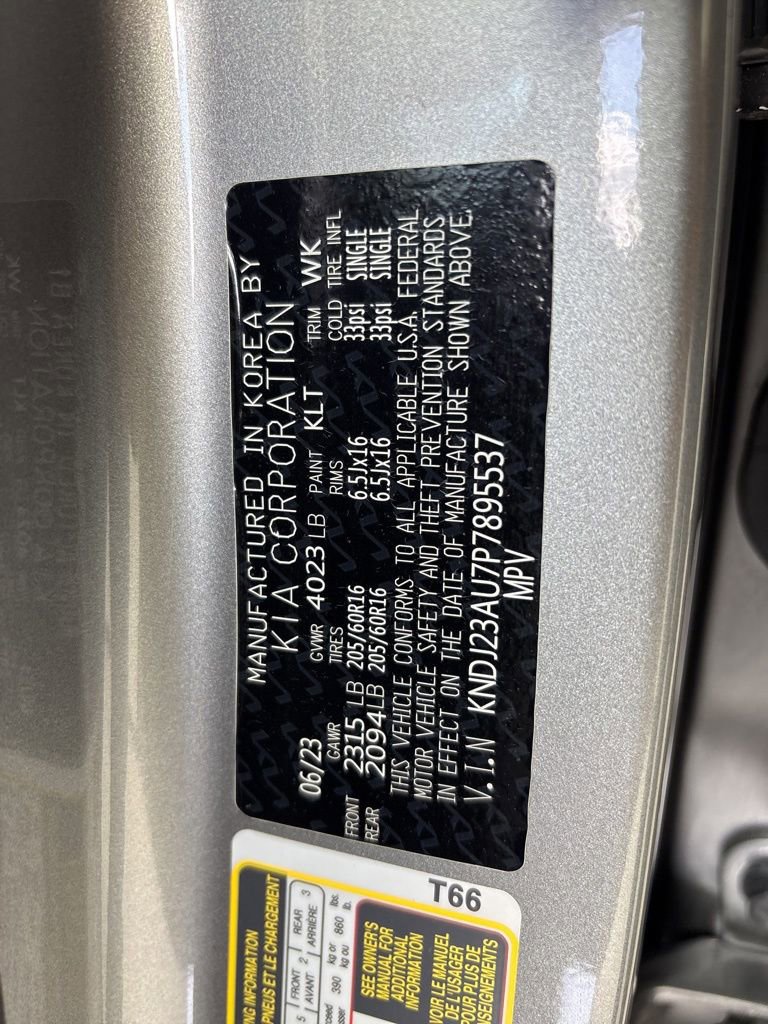 Used 2023 Kia Soul LX image 10