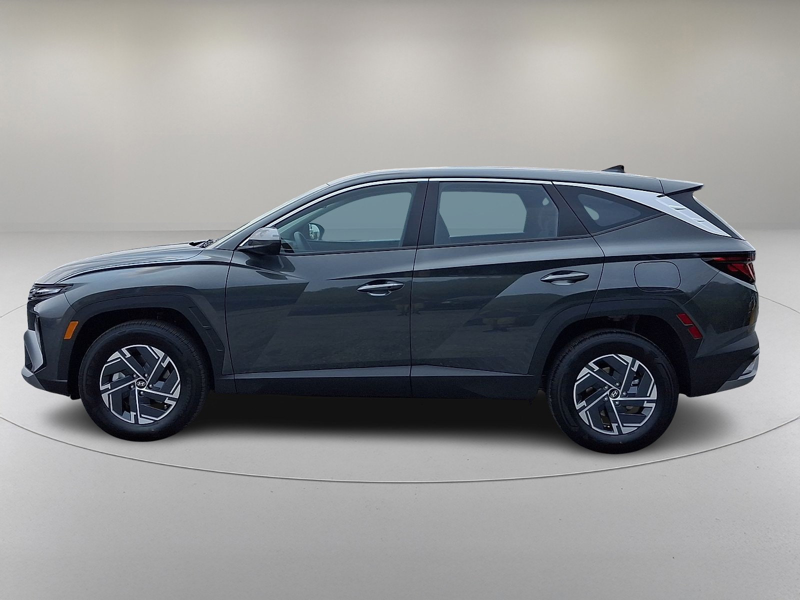 New 2026 Hyundai Tucson Blue SE AWD/4WD image 4