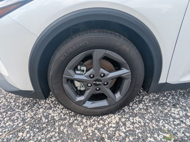 New 2026 Kia K4 FWD image 10