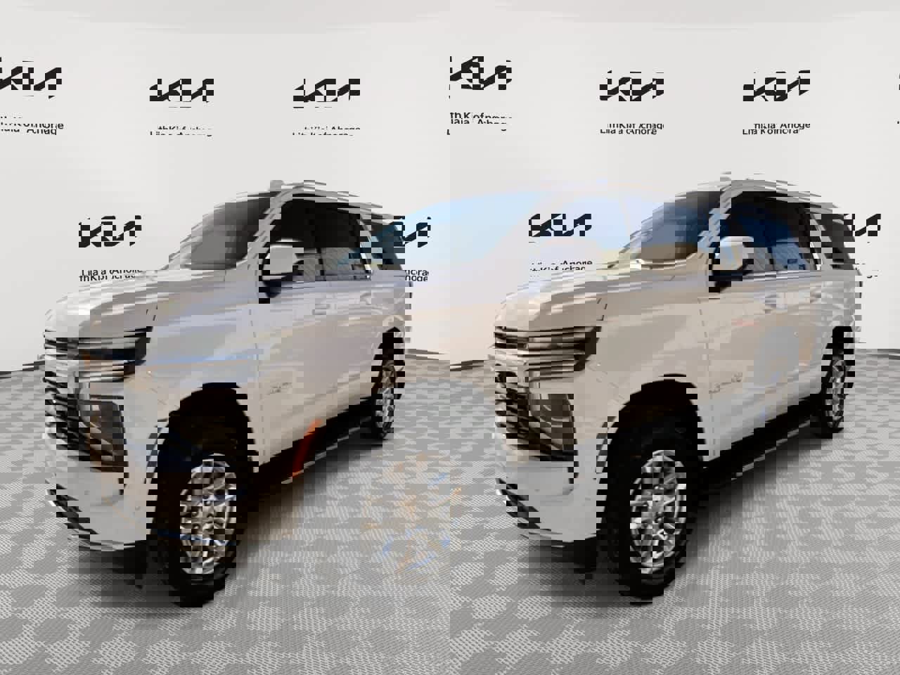 Used 2025 Chevrolet Suburban LS w/ Max Trailering Package image 1