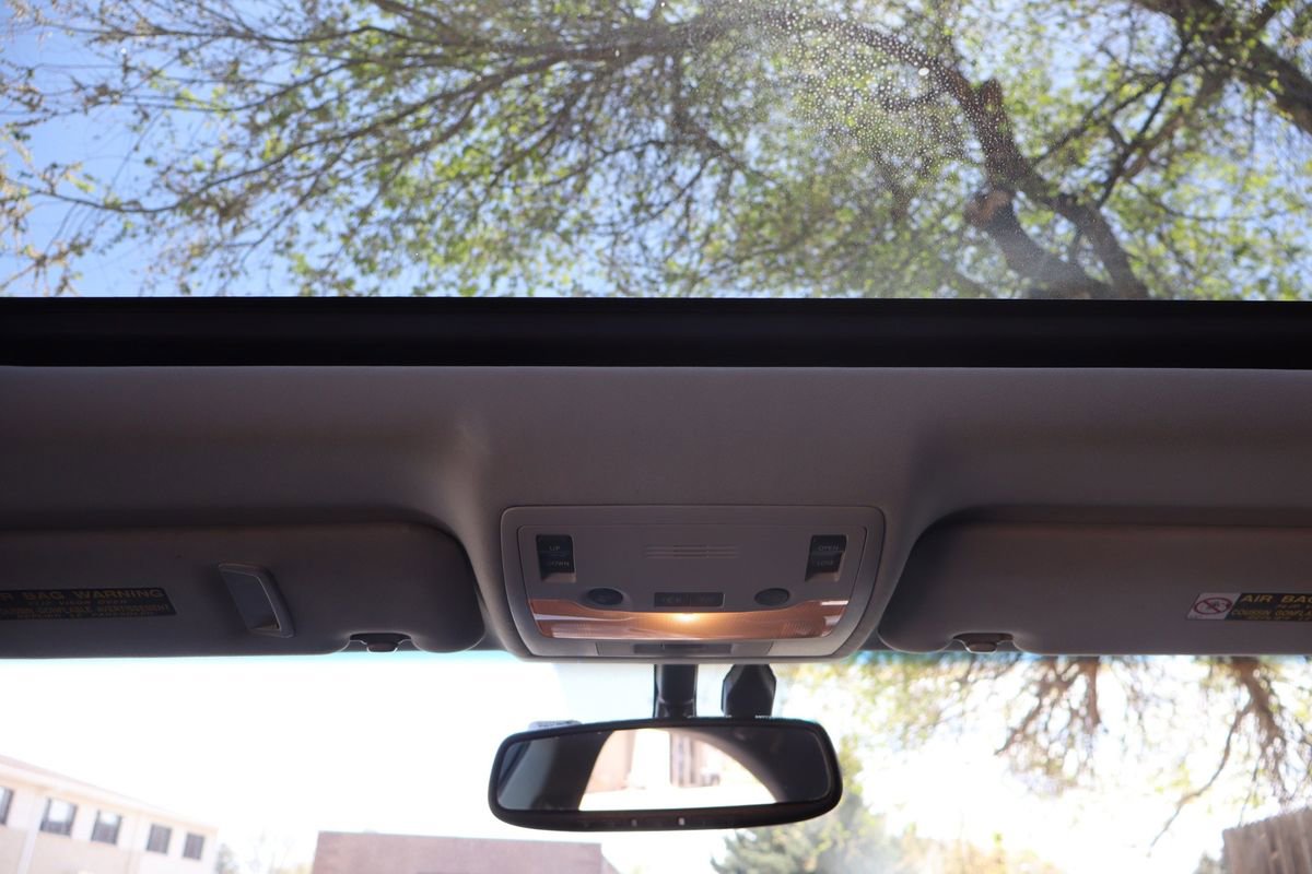 Used 2015 Lexus ES 350 w/ Luxury Package image 28