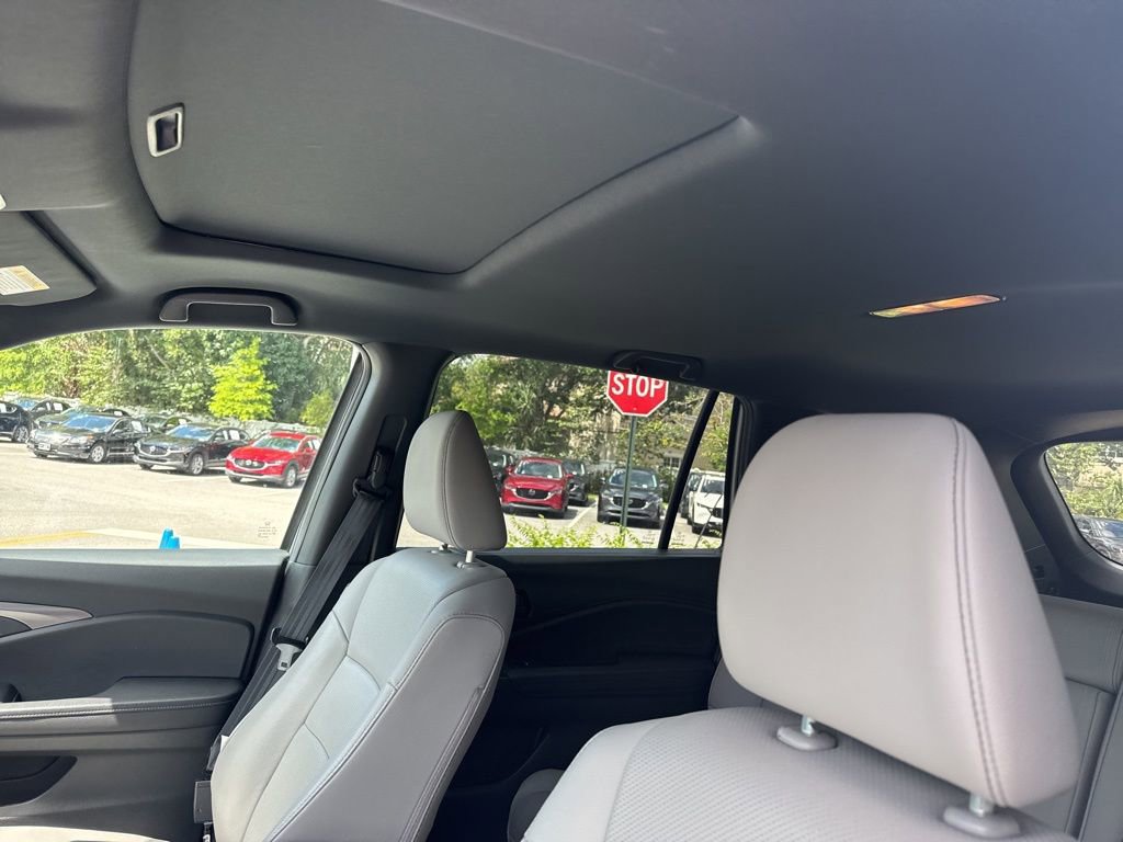 Used 2023 Honda Passport EX-L image 17