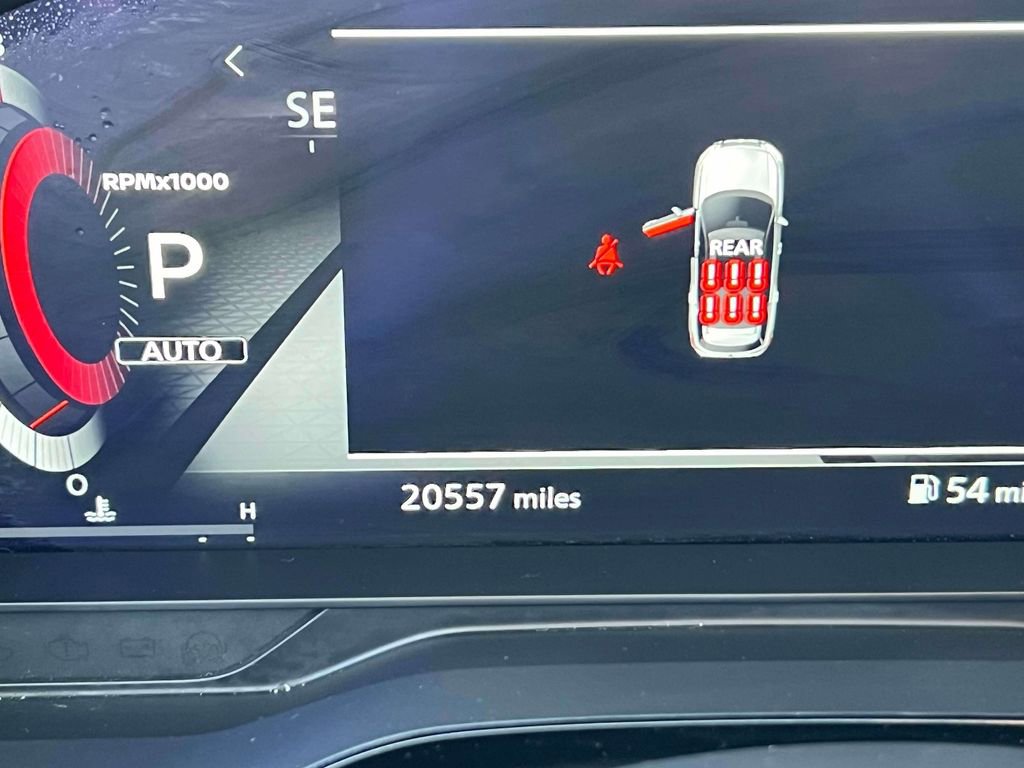 Certified 2025 Nissan Pathfinder Platinum image 27