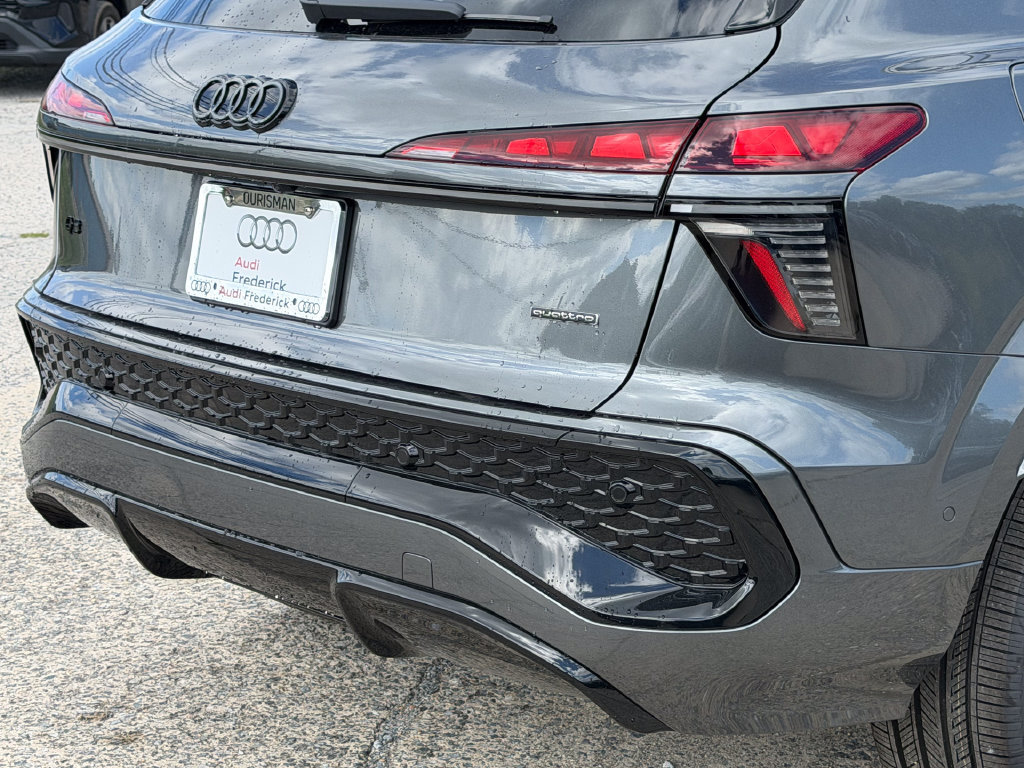 New 2026 Audi Q3 quattro 2.0T AWD/4WD image 8