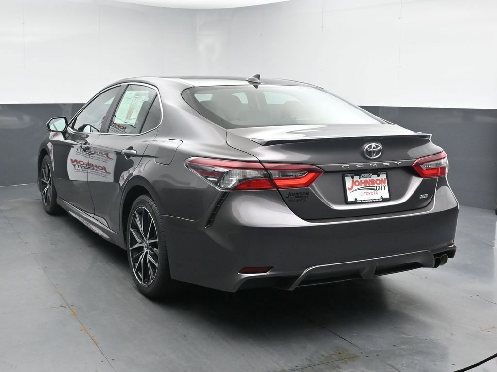 Used 2023 Toyota Camry SE FWD image 6