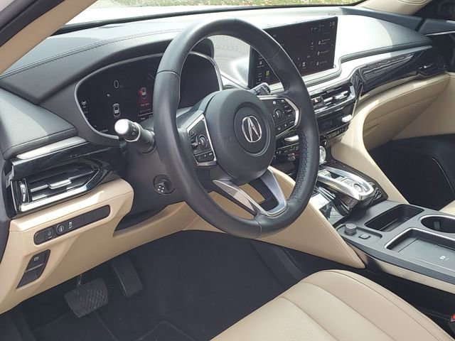 Used 2025 Acura MDX FWD image 8