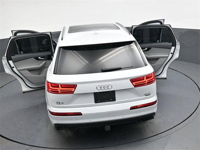 Used 2018 Audi Q7 3.0T Prestige image 34
