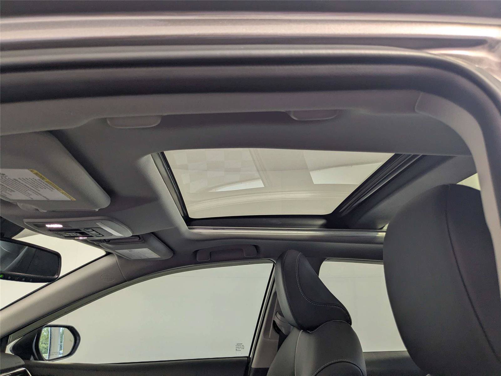 Certified 2020 Toyota Camry XSE FWD image 15