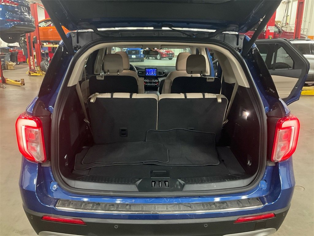 Used 2023 Ford Explorer Limited image 21