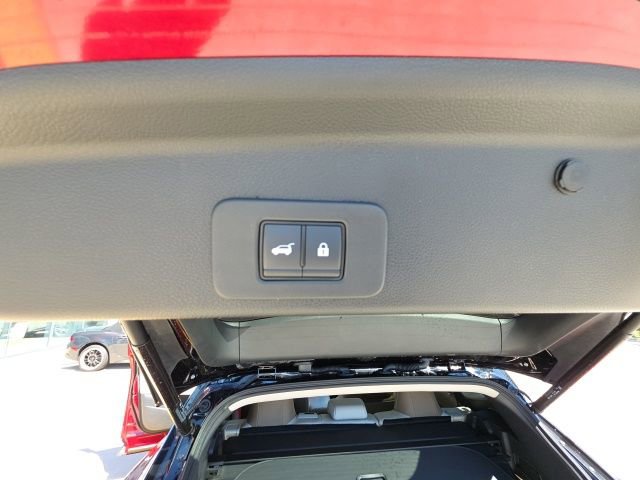 Used 2025 Nissan Murano Platinum w/ Cargo Package image 28
