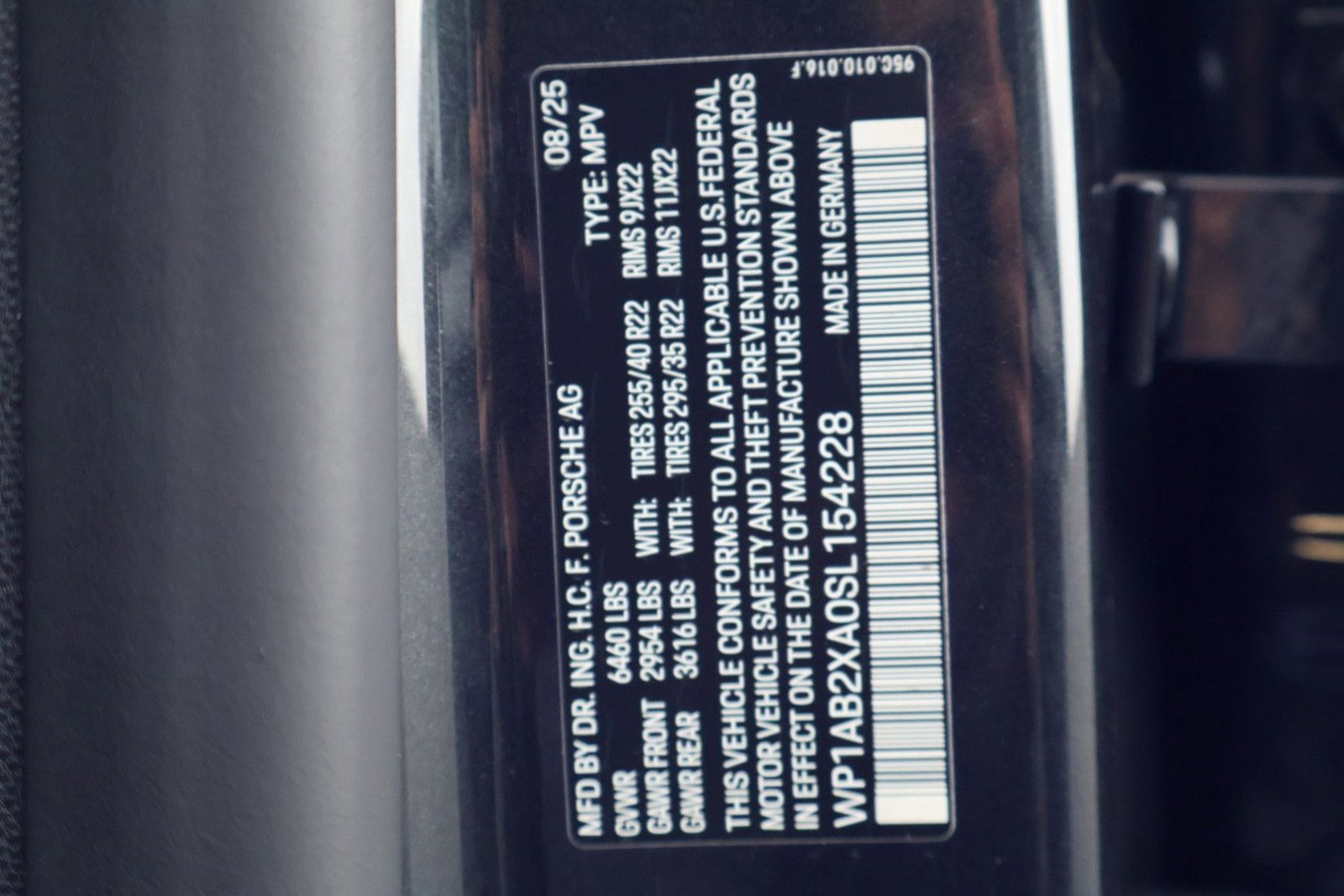 New 2025 Porsche Macan 4S Electric image 13