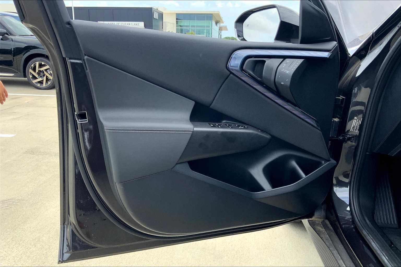 New 2025 BMW X3 xDrive30i w/ Premium Package image 10