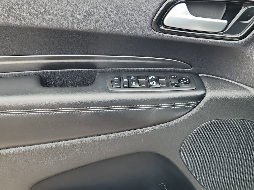 Used 2021 Dodge Durango SXT AWD/4WD image 6