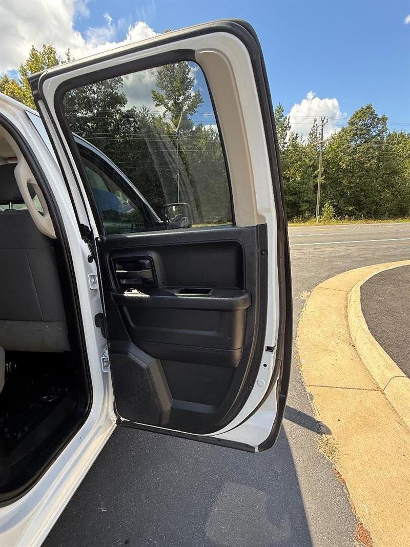 Used 2018 RAM 1500 Tradesman w/ Popular Equipment Group image 18